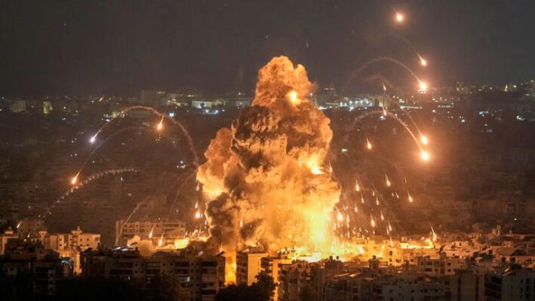 Ισραηλινά πλήγματα σε Χομς και Λατάκκεια