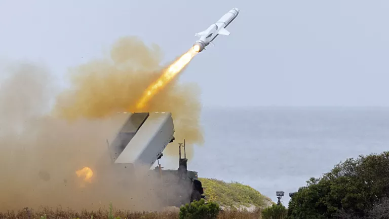 Ουκρανία: Οι ΗΠΑ εξετάζουν το αίτημα Ζελένσκι για απόκτηση πυραύλων μεγάλου βεληνεκούς Tomahawk, λέει ο αντιπρόεδρος Βανς