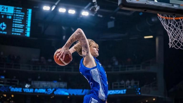 Έλαμψε στο Eurobasket 2025 και... παίζει Ευρώπη - Το ταλέντο που έχει προτάσεις από... τη γειτονιά μας