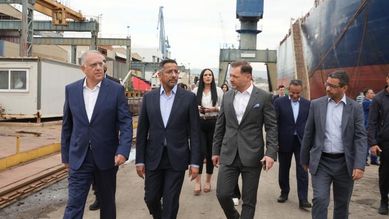 ναυπηγεια onex