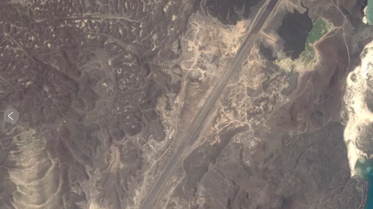 αεροπορικη βαση ερυθρά θαλασσα