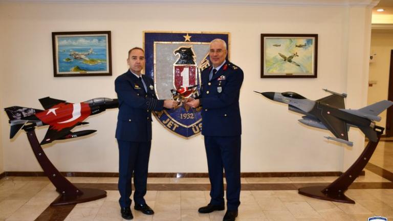 ΓΕΑ: Επίσκεψη αντιπροσωπείας της 111 Πτέρυγας Μάχης στην Αεροπορική Βάση του Εσκίσεχιρ στο πλαίσιο των ΜΟΕ Ελλάδος - Τουρκίας