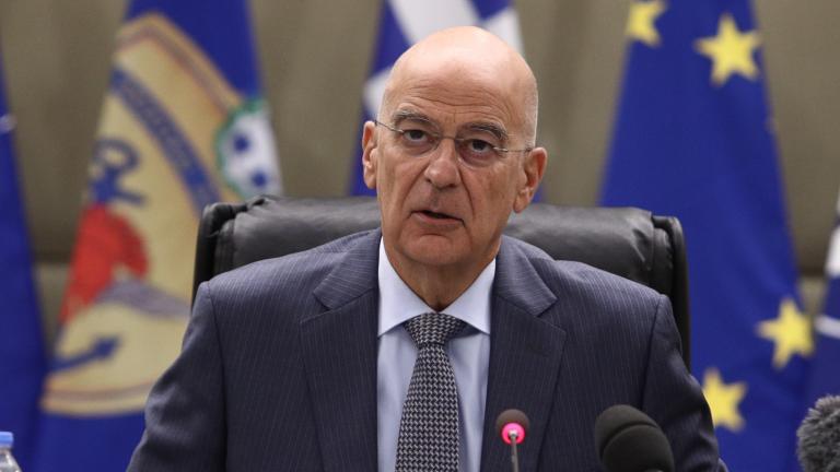 νικος δενδιας