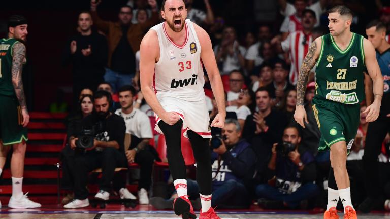 Ολυμπιακός-Παναθηναϊκός 90-86: Το πρώτο ντέρμπι βάφτηκε «ερυθρόλευκο» με... πράσινες φωνές!