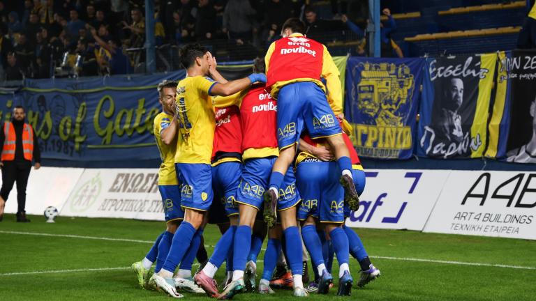 Παναιτωλικούς 