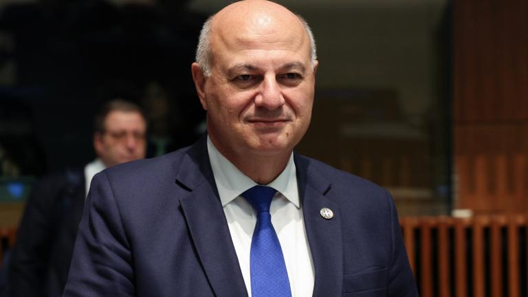 χατζηδάκης