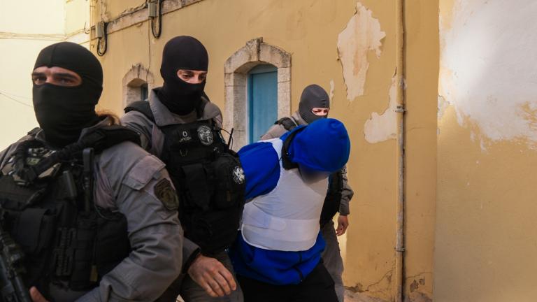 Χανιά: Κακουργηματικές διώξεις στον 23χρονο για την δολοφονία του 52χρονου - Δηλώνει «συγκλονισμένος και βαθιά μετανοημένος»