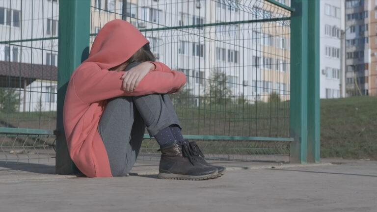 Βία ανήλικων