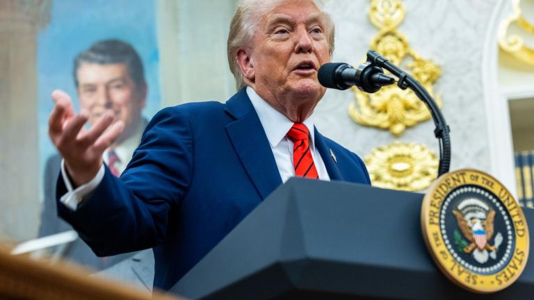 TRUMP DONALD WHITE HOUSE