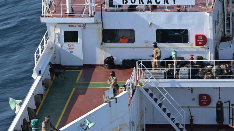 Δανία: Έρευνες σε δεξαμενόπλοιο που φέρεται να ανήκει στον «σκιώδη στόλο» της Ρωσίας και είναι ύποπτο για εκτόξευση drones