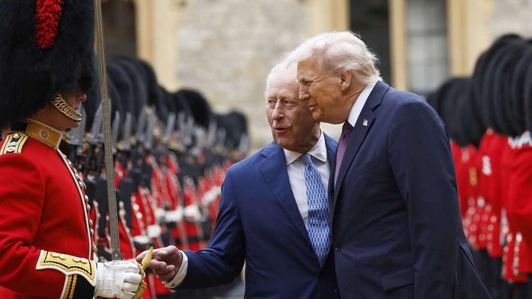 τραμπ και καρολος