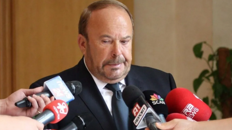 Πέθανε ο πρώην πρωθυπουργός της Αλβανίας Φάτος Νάνο