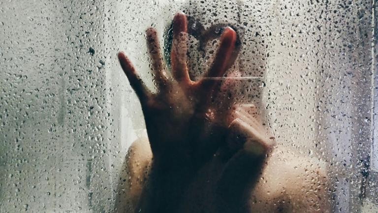 Ενδοοικογενειακή βία