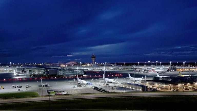 αεροδρομιο μοναχου