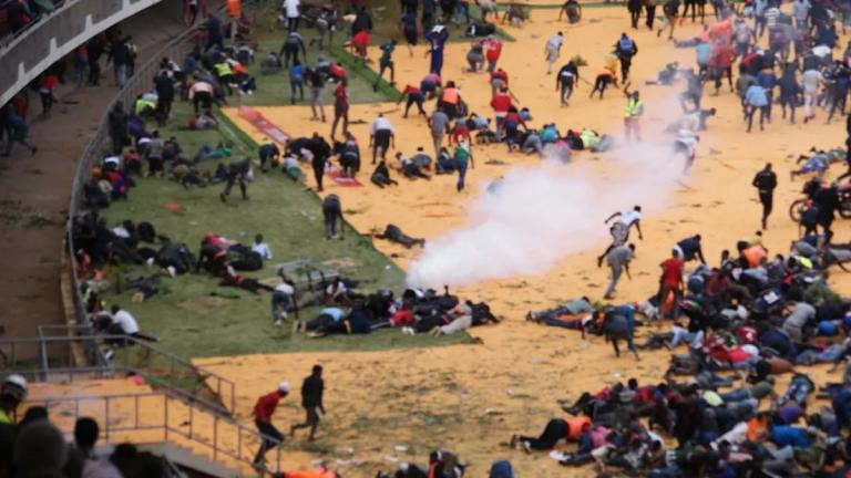 Κένυα: Τουλάχιστον δύο νεκροί από αστυνομικά πυρά σε πλήθος που τιμούσε τον θανόντα ηγέτη της αντιπολίτευσης Οντίνγκα