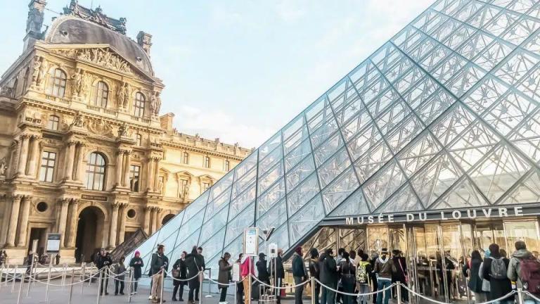 louvre-museum