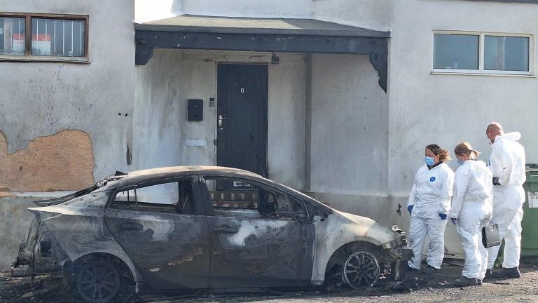 εμπρησμος σε τζαμι