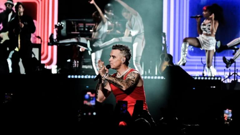 Ο Ρόμπι Γουίλιαμς ξεσήκωσε το Καλλιμάρμαρο