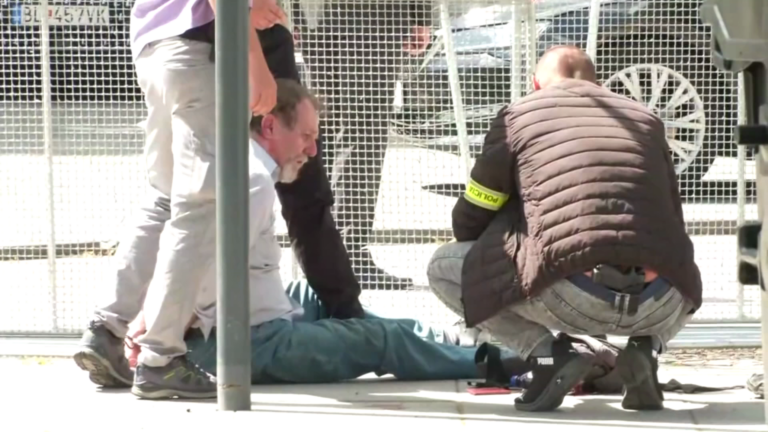 Σλοβακία: Σε 21 χρόνια κάθειρξης καταδικάστηκε ο δράστης της επίθεσης κατά του πρωθυπουργού Φίτσο