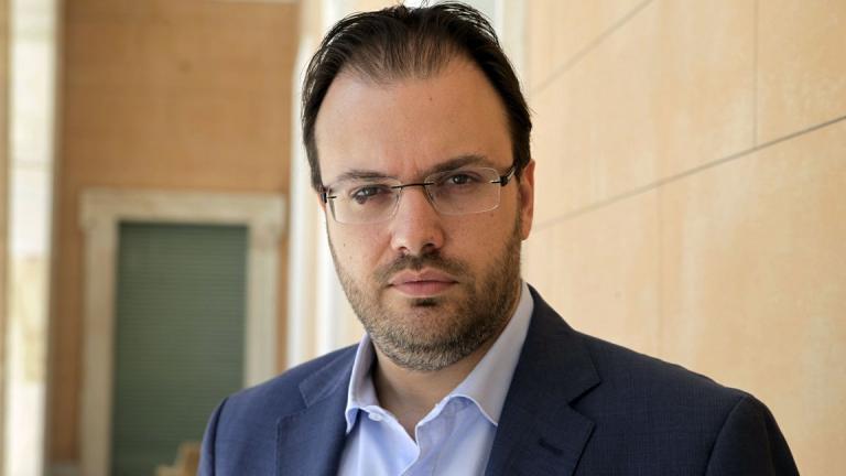 θεοχαροπουλος