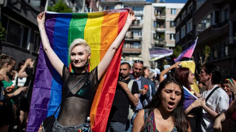 Τουρκία: Νέο νομοσχέδιο προβλέπει φυλάκιση για ΛΟΑΤΚΙ άτομα και ζευγάρια του ίδιου φύλου