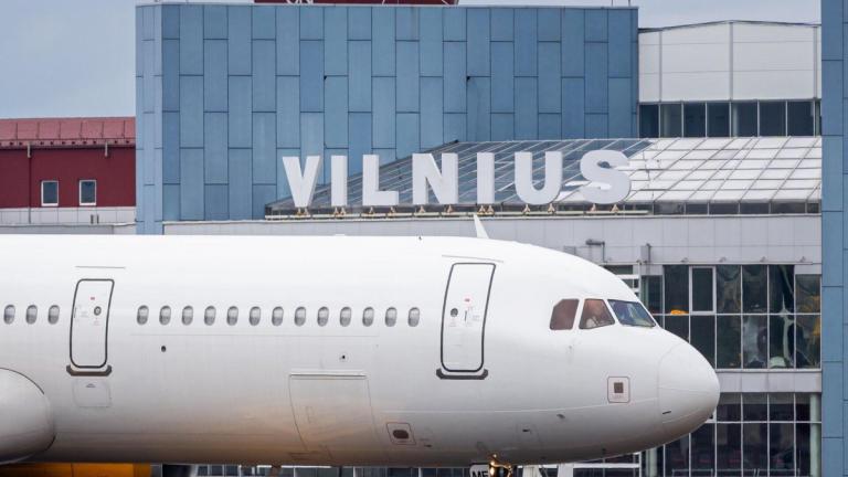 Λιθουανία: Έκλεισε ξανά το αεροδρόμιο του Βίλνιους λόγω «μπαλονιών» που εισήλθαν στον εναέριο χώρο 
