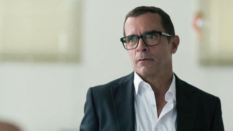 Ο ΔΙΚΑΣΤΗΣ»: Μ﻿﻿έχρι πού θα φτάσει για να σώσει το παιδί του;﻿