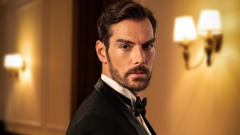 ΠΕΤΡΟΣ ΑΣΛΑΝΟΓΛΟΥ - grand hotel