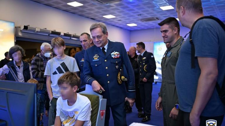 εκθεση ναυτικου