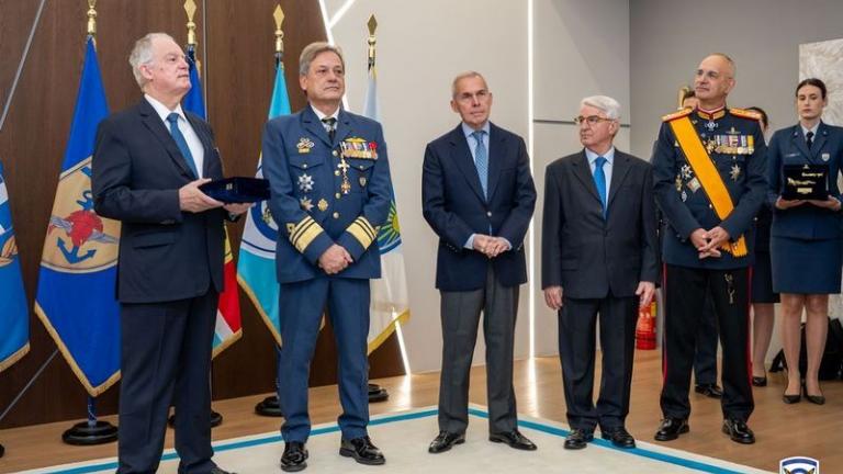 Κ. Τασούλας – Θ.Δαβάκης: Στην τελετή εορτασμού του Προστάτη της Πολεμικής Αεροπορίας στη Σχολή Ικάρων  