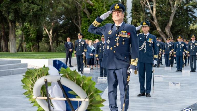 Α/ΓΕΑ Αντιπτέραρχος (Ι) Δ.Γρηγοριάδης: Επιμνημόσυνη δέηση στο Μνημείο Πεσόντων Αεροπόρων στην Αεροπορική Βάση Δεκέλειας