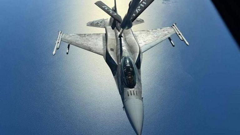  Ολοκληρώθηκε με επιτυχία η συμμετοχή της 340 Μοίρας της 115 Πτέρυγος Μάχης της Πολεμικής Αεροπορίας (ΠΑ) στην πολυεθνική αεροπορική άσκηση «Falcon Strike 2025», που πραγματοποιήθηκε στην Ιταλία, με επίκεντρο την Αεροπορική Βάση Αμέντολα (Amendola), το διάστημα από τη Δευτέρα 3 έως το Σάββατο 8 Νοεμβρίου 2025.  