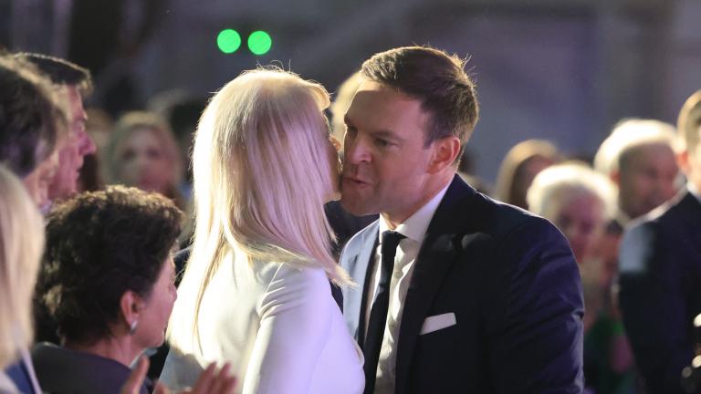 τζακρη και κασσελακης