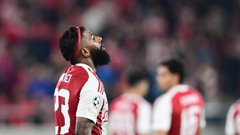 Ολυμπιακός-Αϊντχόφεν 1-1: «Έμφραγμα» στο φινάλε...