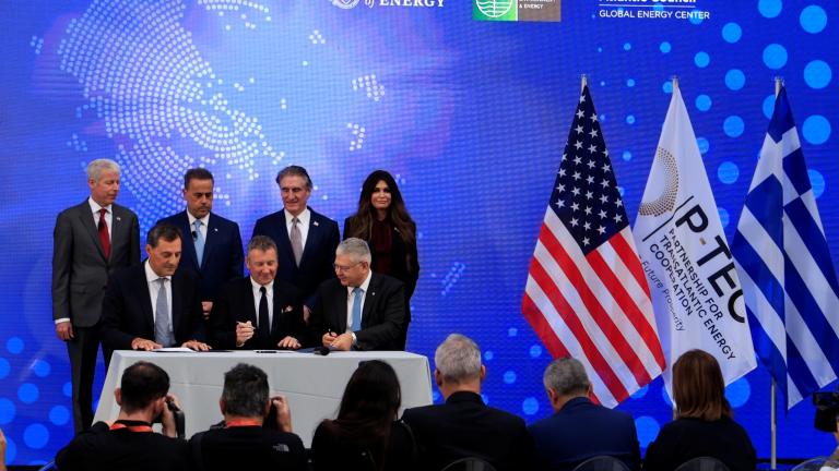 Ιστορική η συμφωνία για εξόρυξη υδρογονανθράκων στο Ιόνιο – Η Ελλάδα ως ενεργειακός κόμβος της Ευρώπης