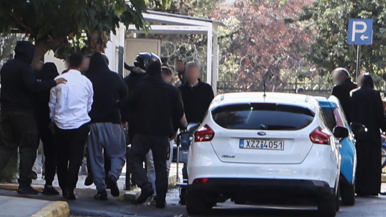 ρασοφος δικαστηρια