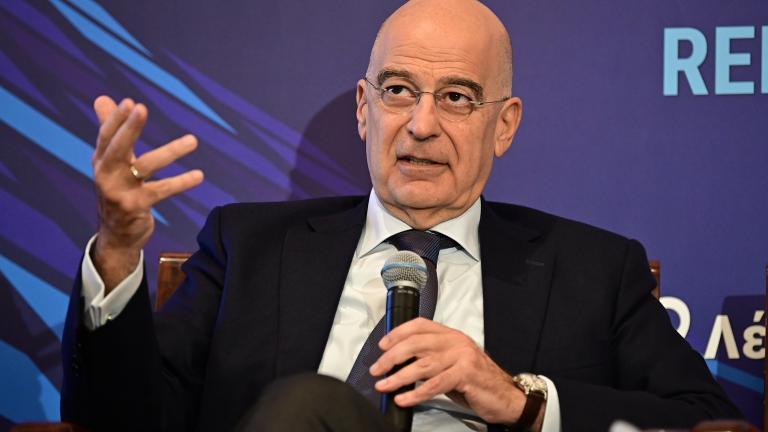 νικος δενδιας