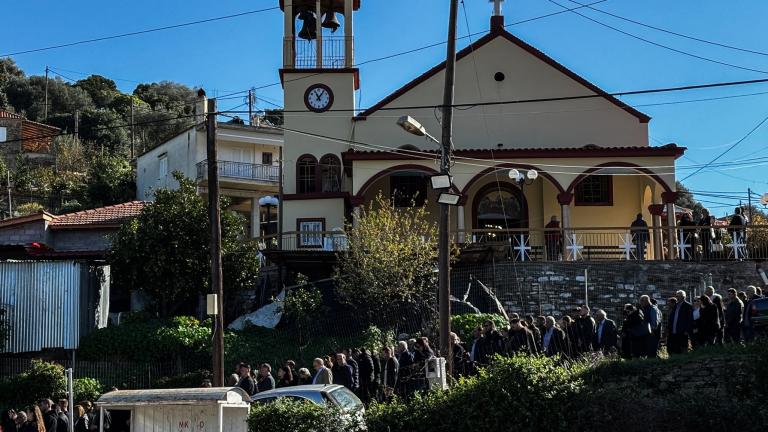 κηδεια 3χρονου