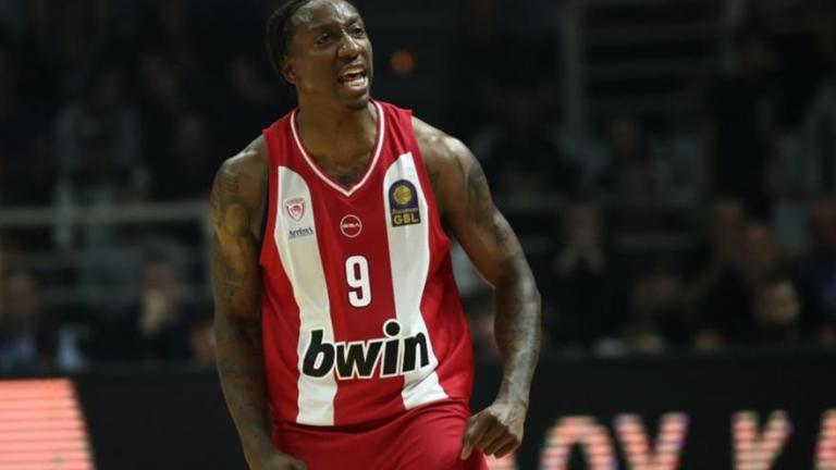 ΠΑΟΚ-Ολυμπιακός 81-92: Πέρασε από την Πυλαία με απίθανο Σέιμπεν Λι