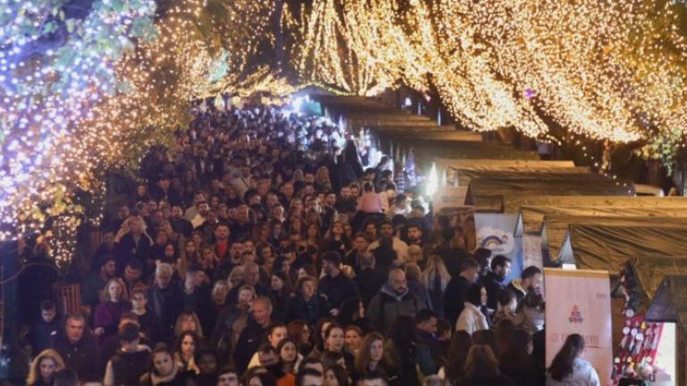 Χωριό ανοίγει ξανά τις πύλες του στο Πεδίον του Άρεως