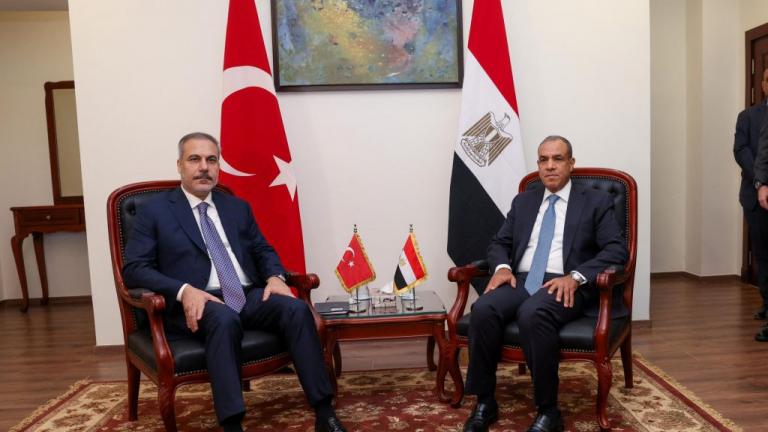 Μπάντρ Αμπντελατί φινταν