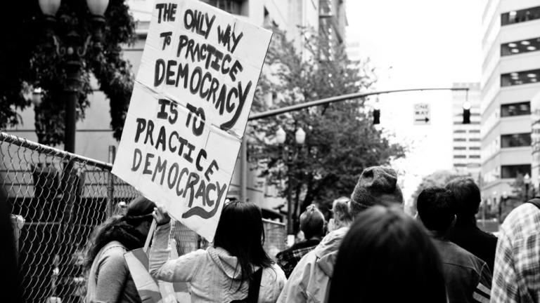 δημοκρατια