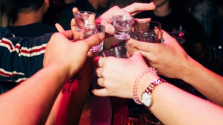 αλκοολ μαθητης