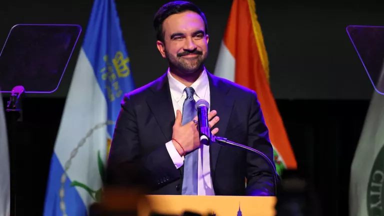 ΗΠΑ: Ιστορική νίκη του Ζοράν Μαμντάνι στη Νέα Υόρκη - Ο πρώτος μουσουλμάνος δήμαρχος