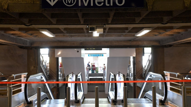 Μπλακ άουτ στο Παρίσι - Διακοπή λειτουργίας γραμμών του μετρό