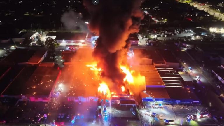 εκρηξη σε εργοστασιο στο σινδει