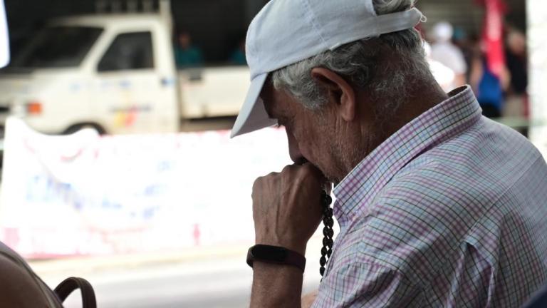 συνταξιουχοι