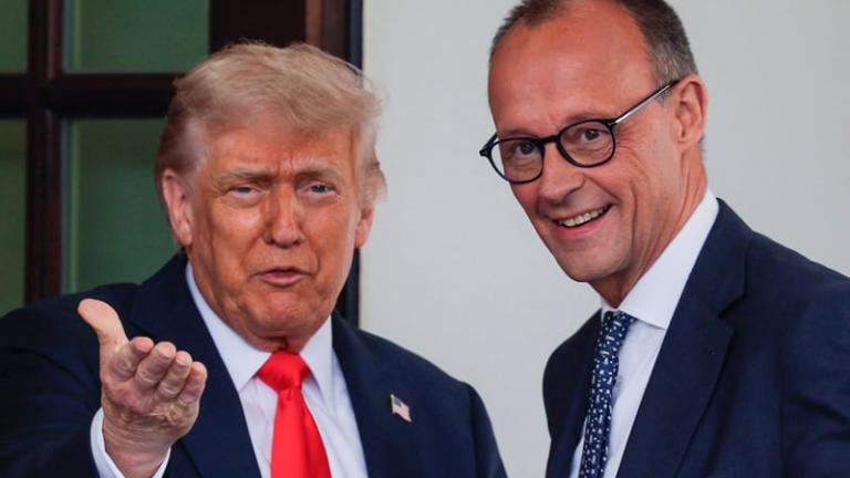 τραμπ και μερτς