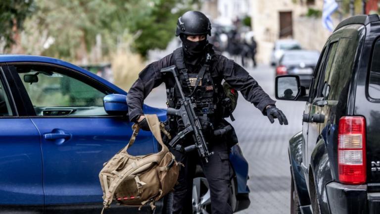 Βορίζια: Αρνείται κάθε εμπλοκή ο γαμπρός του 39χρονου θύματος – Η ΕΛΑΣ «χτενίζει» το χωριό για τον εντοπισμό των όπλων