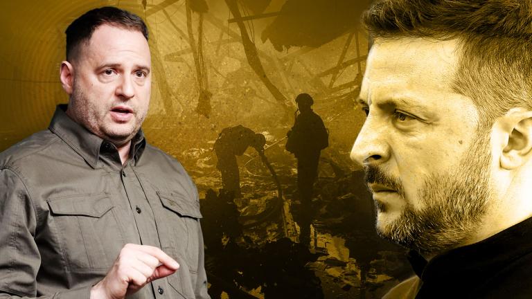 Η Ουκρανία στη δίνη της διαφθοράς: «Πολιτικός σεισμός» μετά την παραίτηση του Αντρίι Γερμάκ, στενότερου συνεργάτη του Ζελένσκι